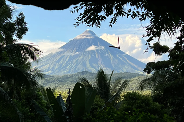 菲律賓火山島在哪里(游玩要注意事項(xiàng))
