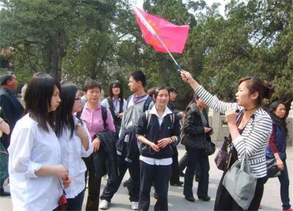 菲律賓馬尼拉怎么找華人導(dǎo)游(有什么好處)