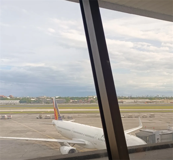 菲律賓航空公司安全性怎么樣(飛機(jī)餐好吃嗎)