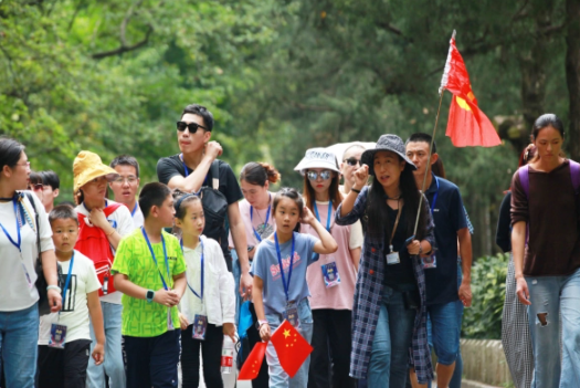 找個(gè)菲律賓導(dǎo)游怎么找(需要多少人民幣)
