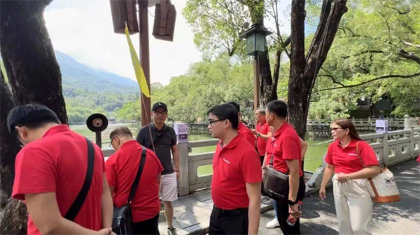 菲律賓索索貢翻譯導(dǎo)游怎么找(要多少預(yù)算)